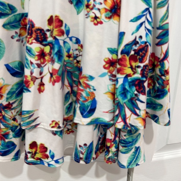 kayla's Armoire mini floral dress size large - Picture 6 of 8